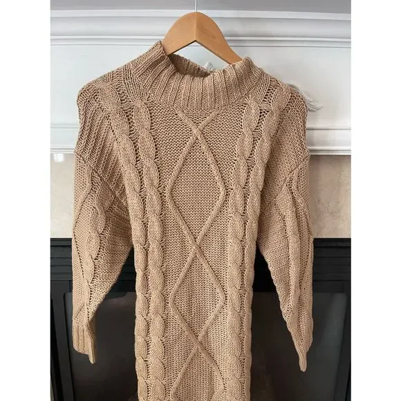 New Free People Leah Cable-Knit Sweater Dress
Amadi sz XS - Picture 9 of 10